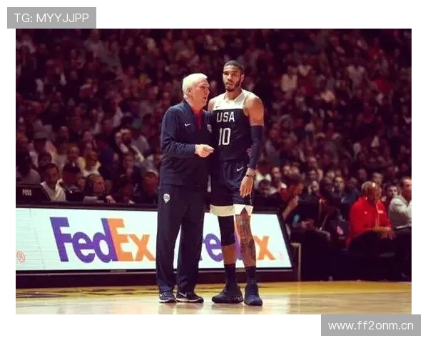 推人犯规判定标准详解：NBA与FIBA规则有何不同？